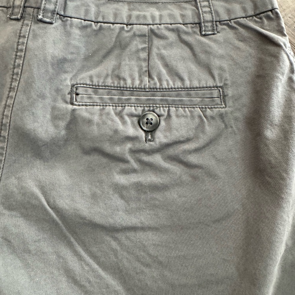 Ann Taylor LOFT Gray Casual Shorts Size 2 - Picture 6 of 15